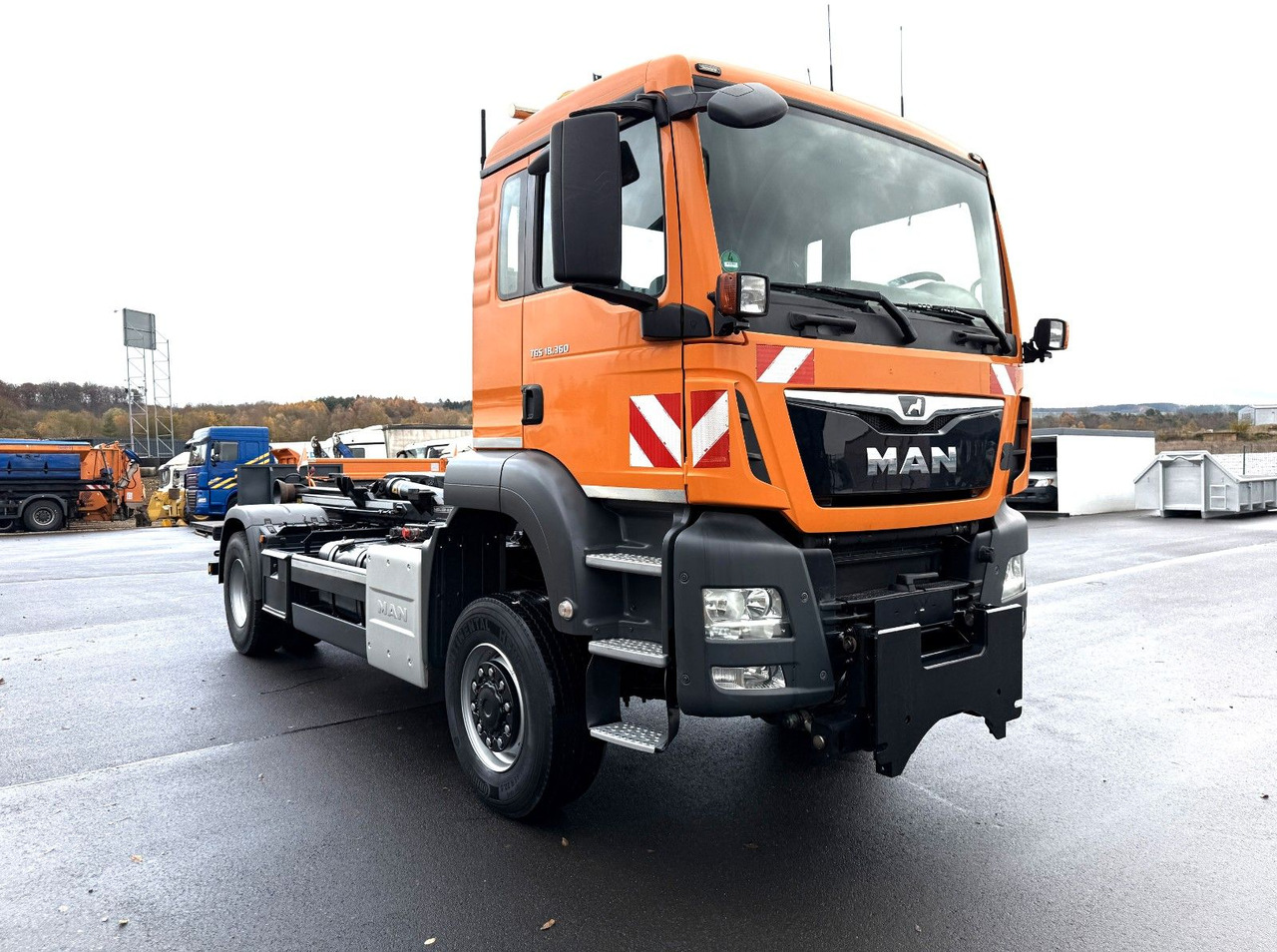 MAN TGS 18.360 4x4 Winterdienst Fahrgestell - Cab chassis truck: picture 1 MAN TGS 18.360 4x4 Winterdienst Fahrgestell - Cab chassis truck: picture 1