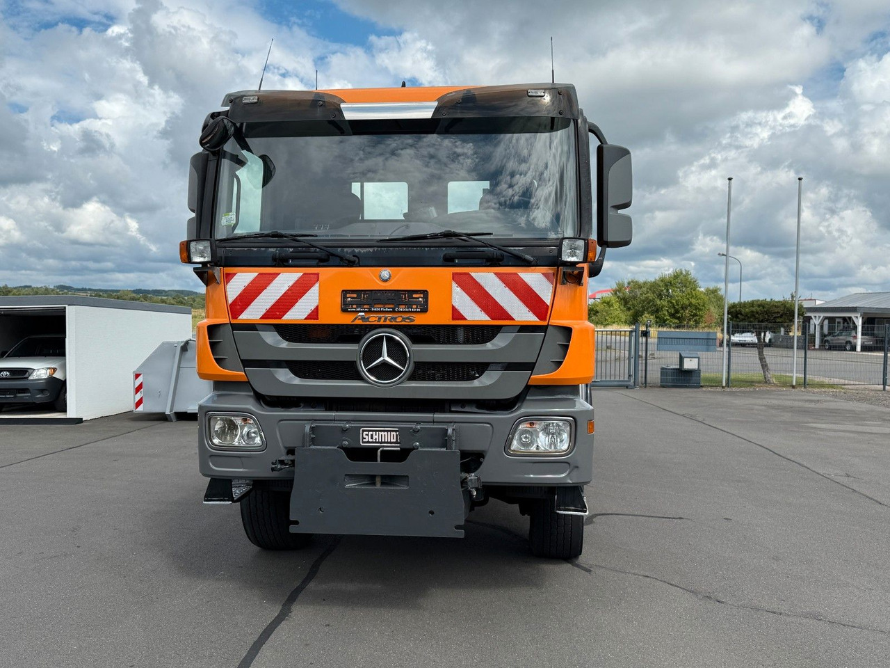 Mercedes-Benz Actros 2036 4x4 Dautelwechselsystem Winterdienst - Cab chassis truck: picture 3 Mercedes-Benz Actros 2036 4x4 Dautelwechselsystem Winterdienst - Cab chassis truck: picture 3