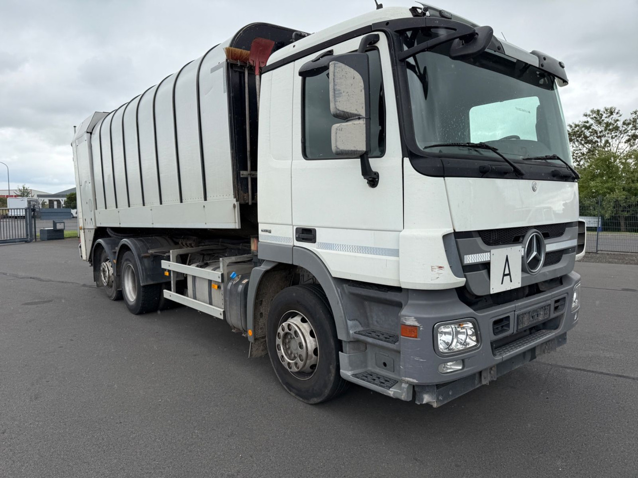 Mercedes-Benz Actros MP3 2532 6x2 Faun Rotorpress 521 - Refuse truck: picture 3 Mercedes-Benz Actros MP3 2532 6x2 Faun Rotorpress 521 - Refuse truck: picture 3