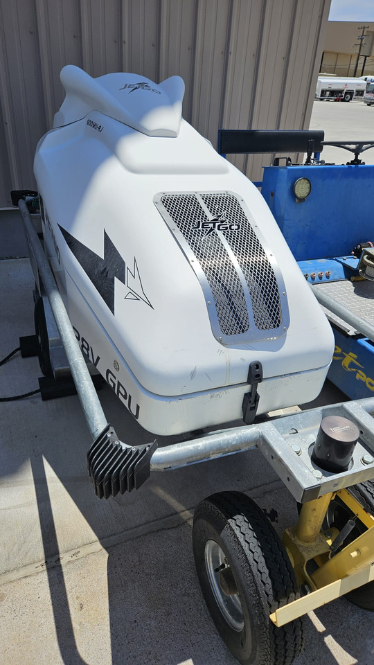 AERO SPECIALTIES diesel-electric hybrid GPU JETGO-600MTI-RJ - Ground power unit: picture 3 AERO SPECIALTIES diesel-electric hybrid GPU JETGO-600MTI-RJ - Ground power unit: picture 3