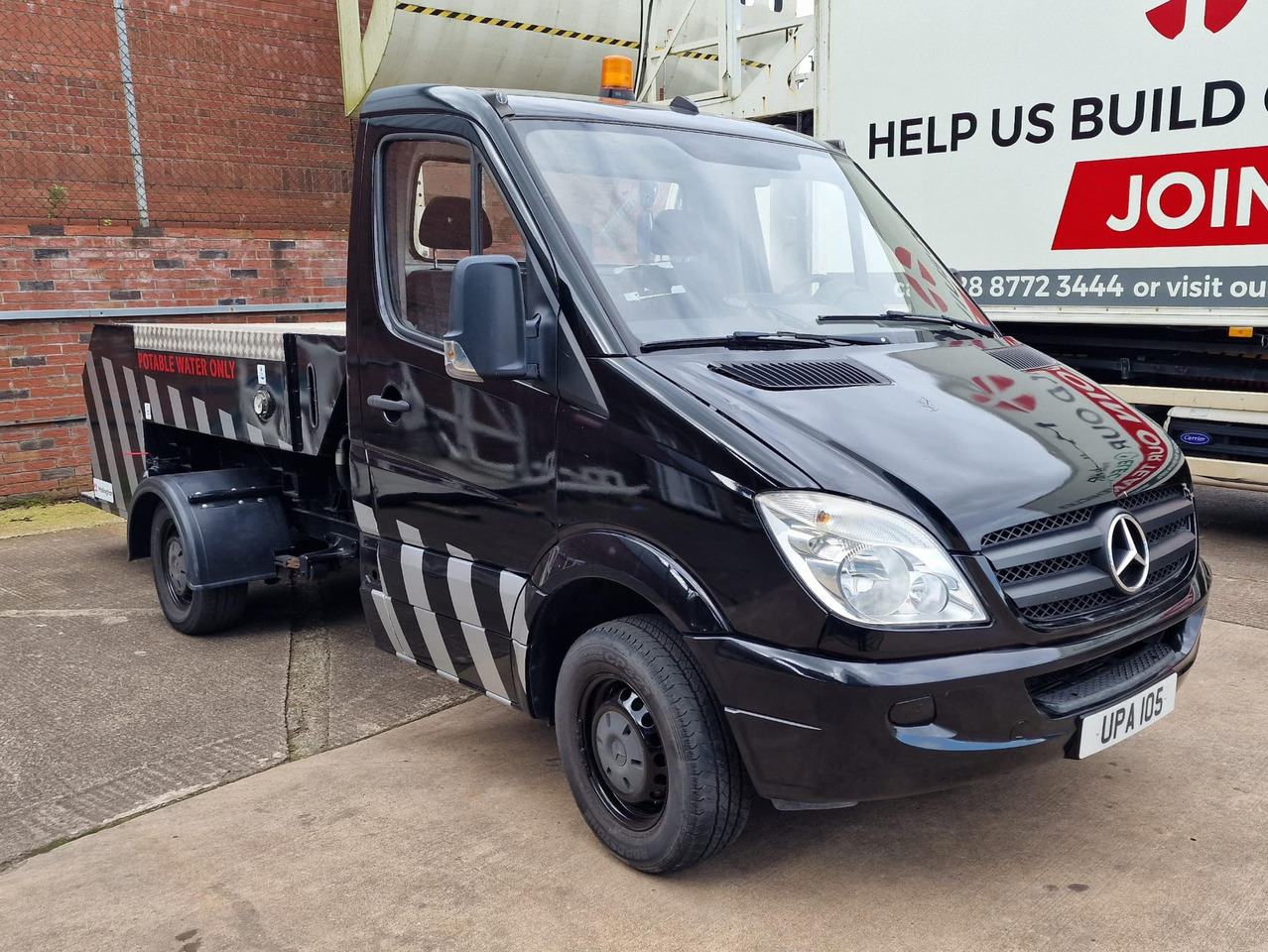 Mallaghan Water Truck WSU1000 - Ground support equipment: picture 1 Mallaghan Water Truck WSU1000 - Ground support equipment: picture 1