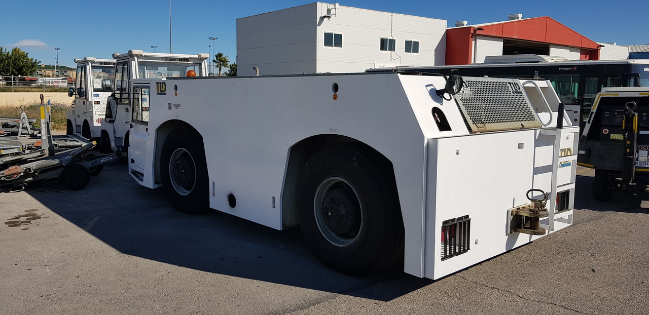 Pushback TLD TMX400-27 - Pushback tractor: picture 5 Pushback TLD TMX400-27 - Pushback tractor: picture 5