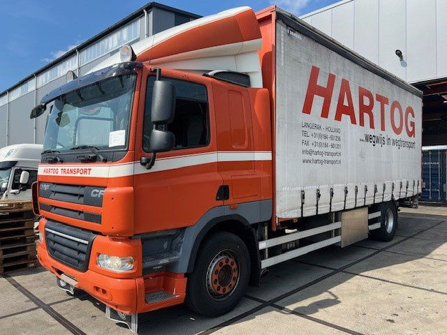 DAF CF 85.360 FA85.360 CF - Curtain side truck: picture 1 DAF CF 85.360 FA85.360 CF - Curtain side truck: picture 1