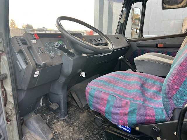 Mercedes-Benz LK 814 814 - Box truck: picture 5 Mercedes-Benz LK 814 814 - Box truck: picture 5