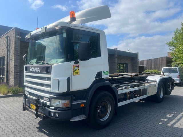 Scania P114-380 - Container transporter/ Swap body truck: picture 1 Scania P114-380 - Container transporter/ Swap body truck: picture 1