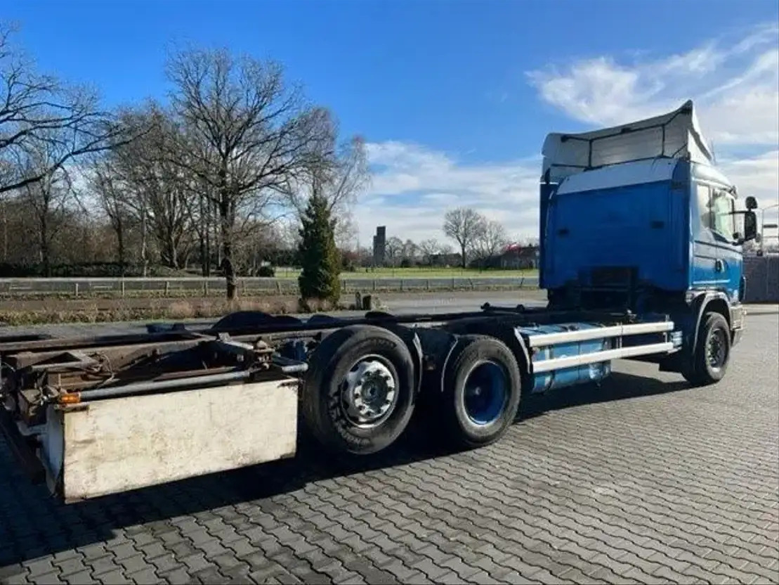 Scania R114-340 .340 - Cab chassis truck: picture 4 Scania R114-340 .340 - Cab chassis truck: picture 4