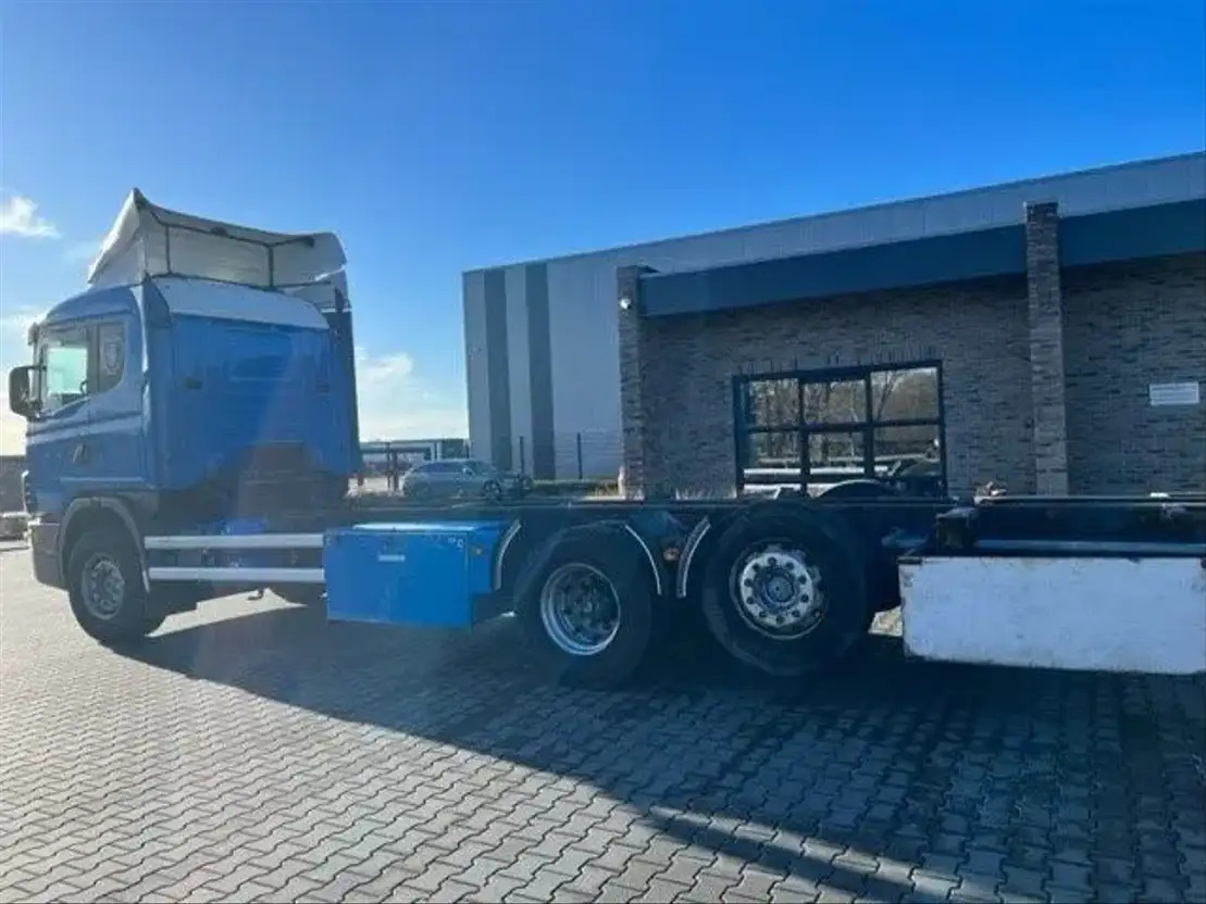 Scania R114-340 .340 - Cab chassis truck: picture 3 Scania R114-340 .340 - Cab chassis truck: picture 3