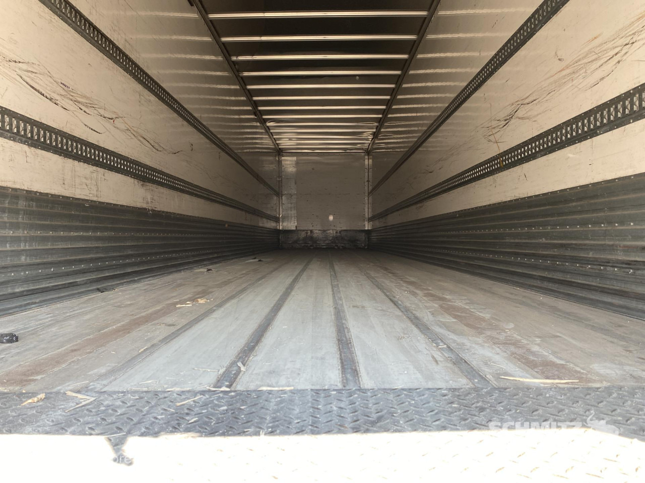 FRUEHAUF Dryfreight Standard - Closed box semi-trailer: picture 4 FRUEHAUF Dryfreight Standard - Closed box semi-trailer: picture 4