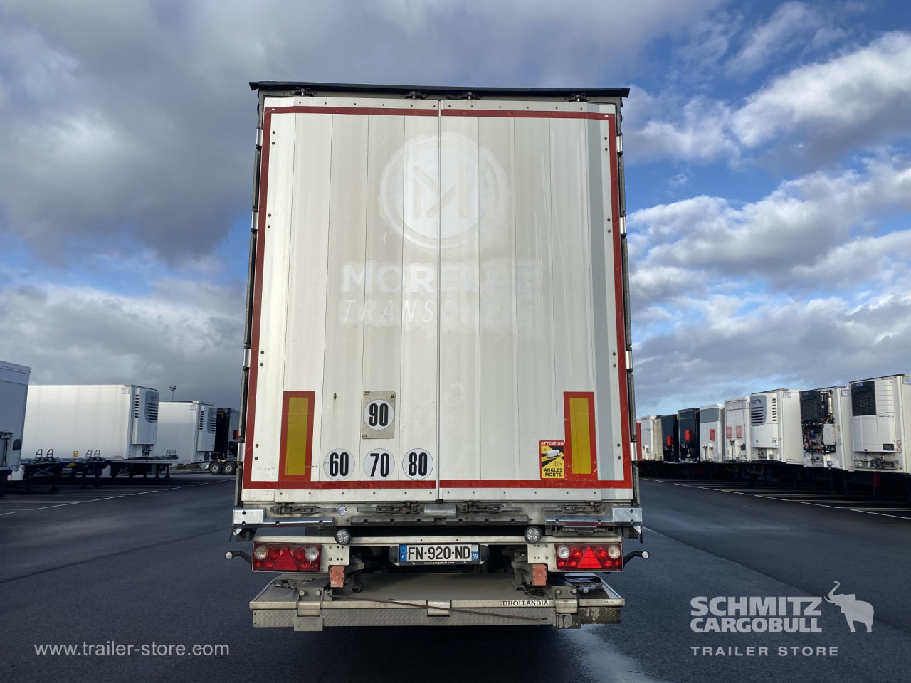 SCHMITZ Curtainsider Standard Taillift - Curtainsider semi-trailer: picture 2 SCHMITZ Curtainsider Standard Taillift - Curtainsider semi-trailer: picture 2