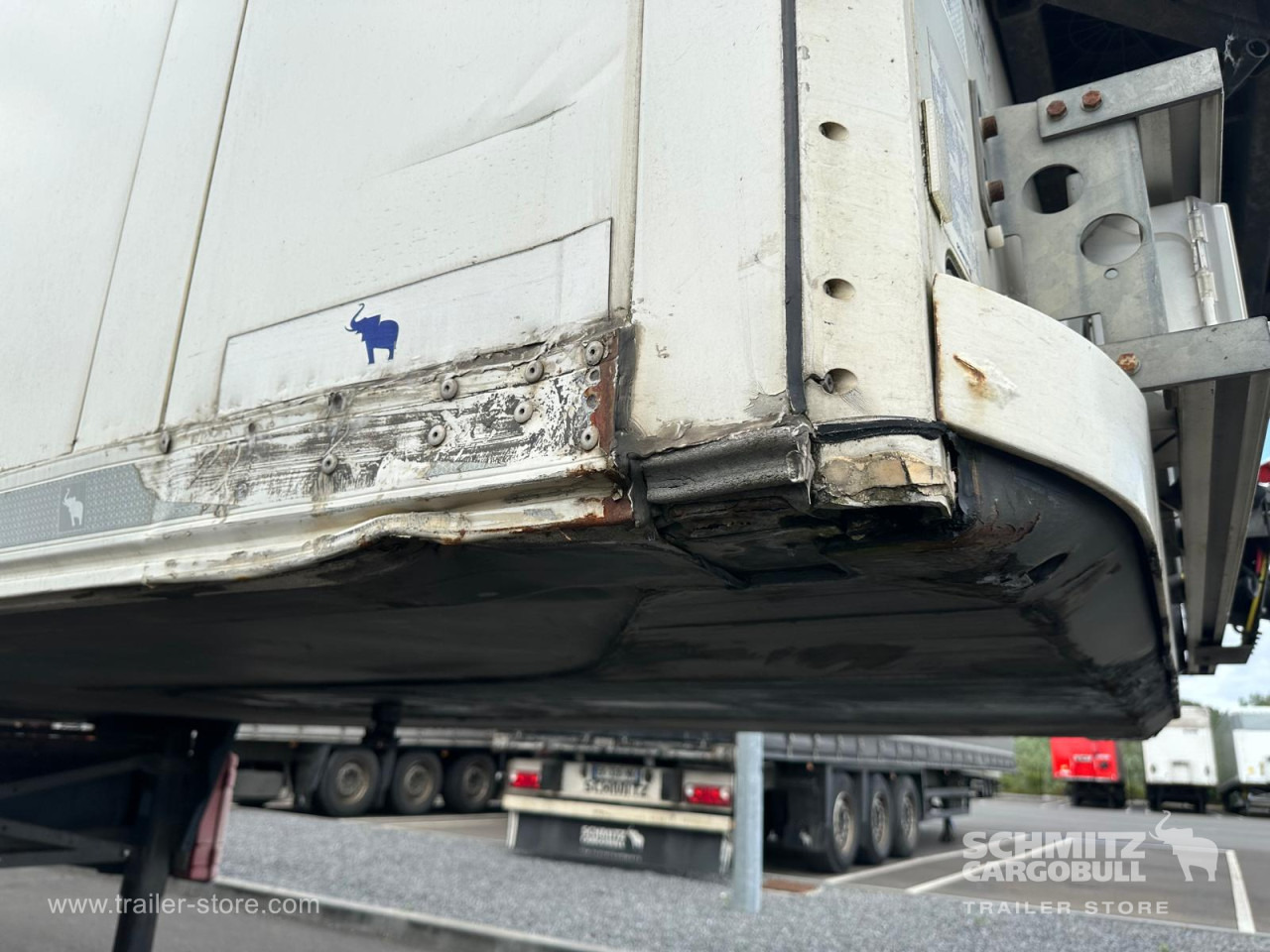 SCHMITZ Reefer Standard - Isothermal semi-trailer: picture 4 SCHMITZ Reefer Standard - Isothermal semi-trailer: picture 4