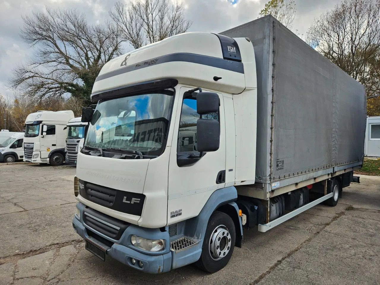 DAF LF 45.210 12t Euro5 EEV - Curtain side truck: picture 1 DAF LF 45.210 12t Euro5 EEV - Curtain side truck: picture 1