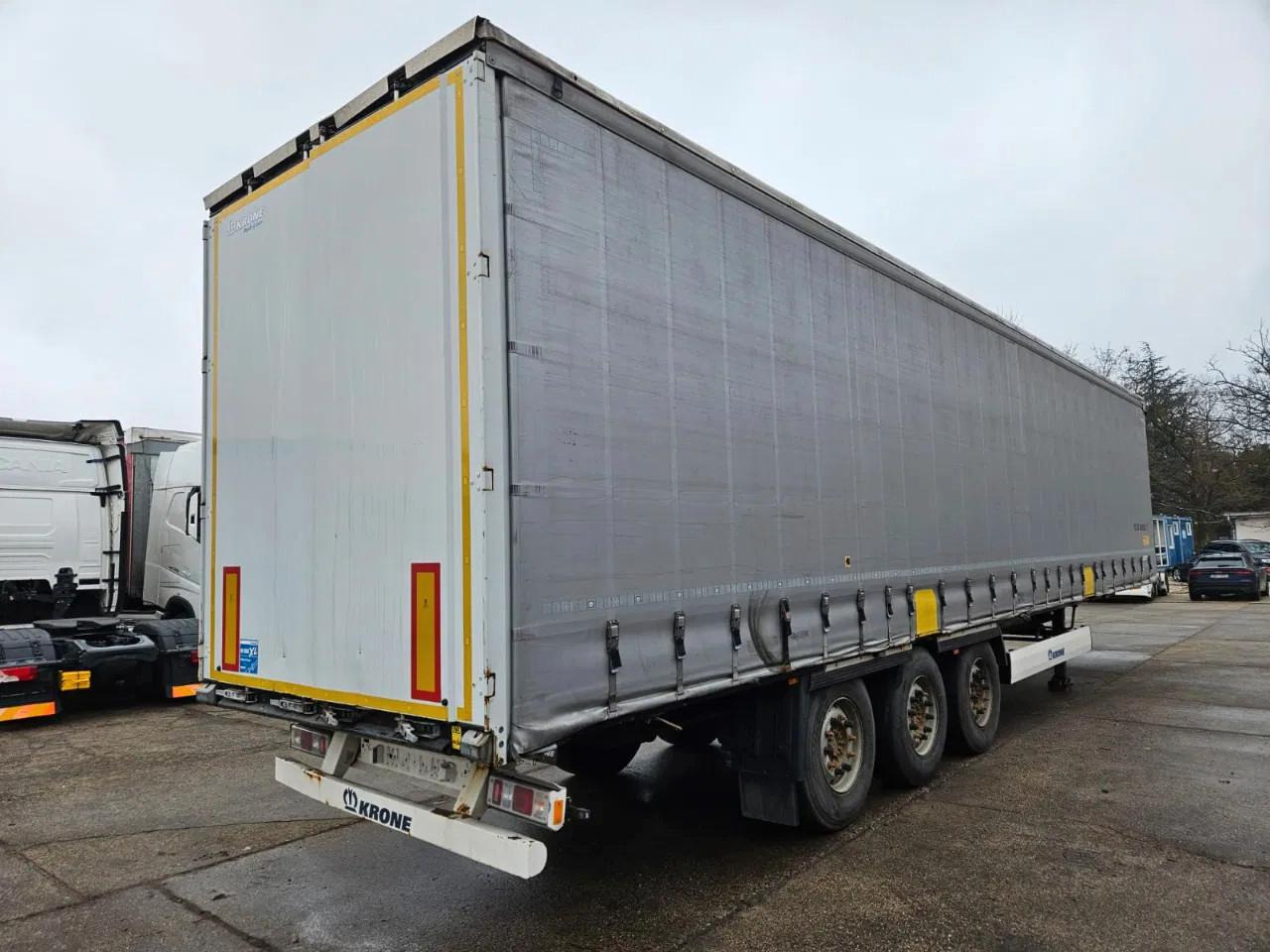 Krone SD XL Code - Curtainsider semi-trailer: picture 3 Krone SD XL Code - Curtainsider semi-trailer: picture 3