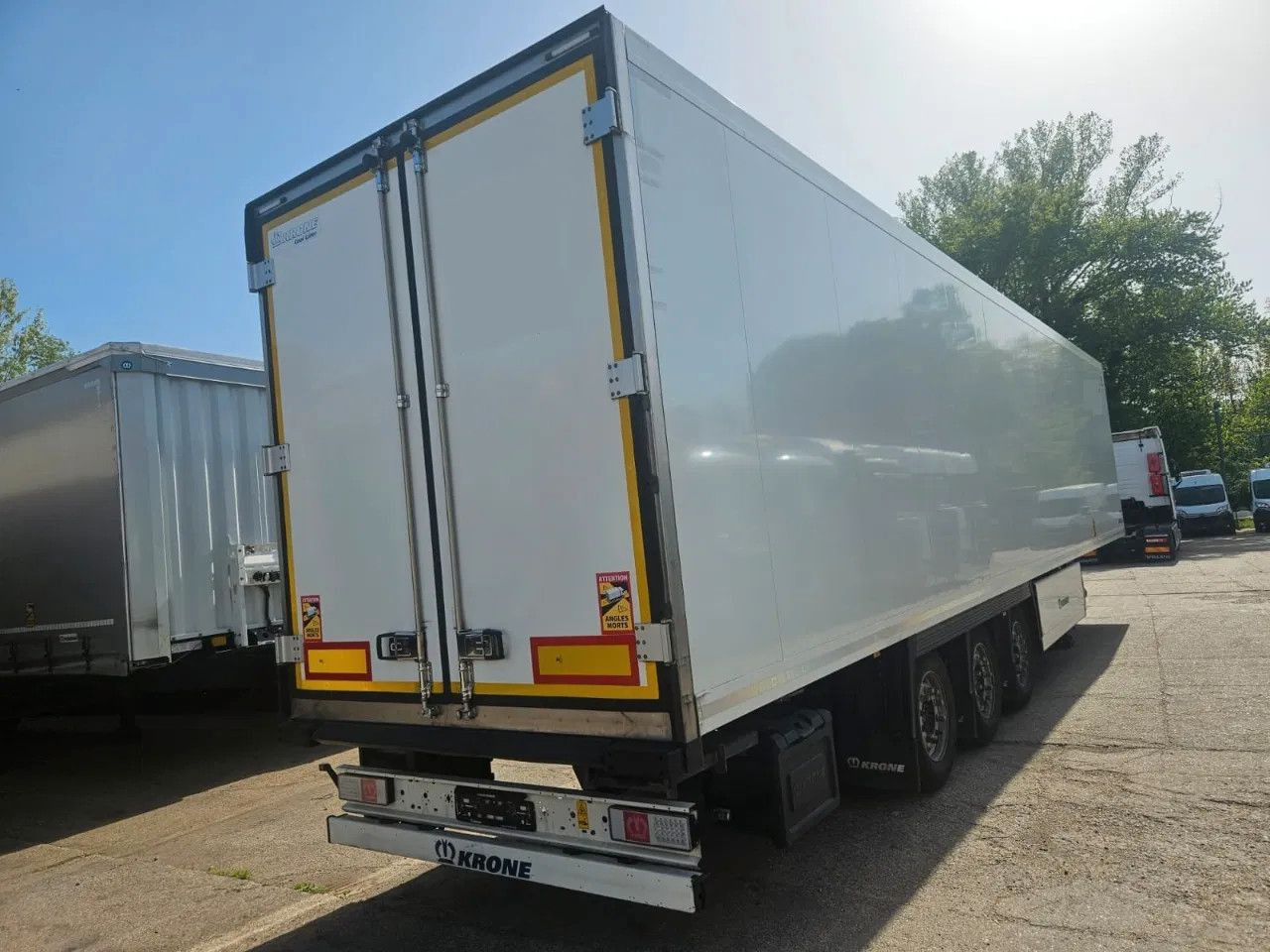 Krone SDR 27eL4-S - Frigo ThermoKing SLX300 - Lifting - Refrigerated semi-trailer: picture 5 Krone SDR 27eL4-S - Frigo ThermoKing SLX300 - Lifting - Refrigerated semi-trailer: picture 5