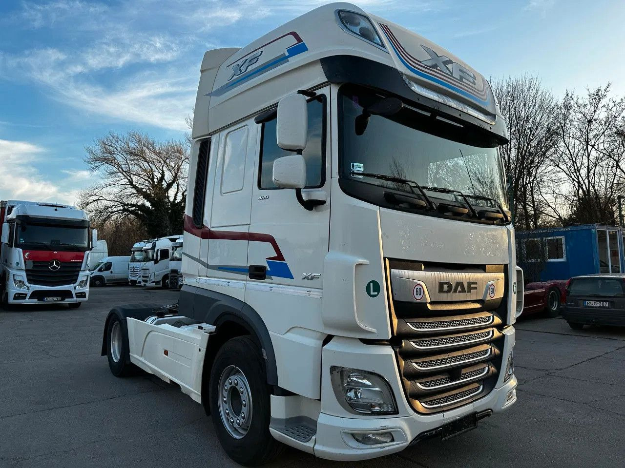 DAF XF 480 SSC Standard - Stand Klima - Frigo - HYVA - Tractor unit: picture 2 DAF XF 480 SSC Standard - Stand Klima - Frigo - HYVA - Tractor unit: picture 2