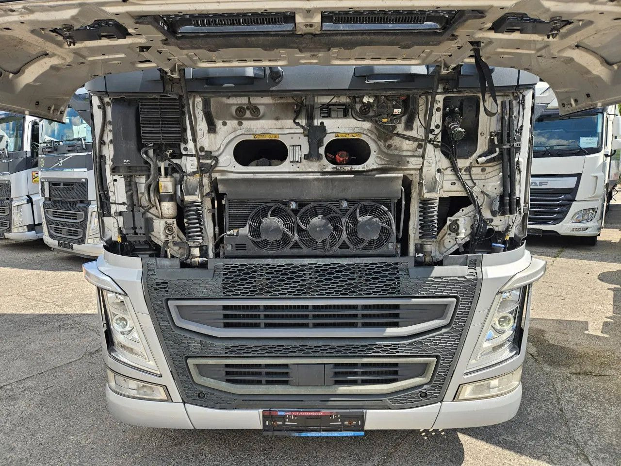 Volvo FH 500 Globe-Standard-I-Park- ACC- DAS-1 unit - Tractor unit: picture 3 Volvo FH 500 Globe-Standard-I-Park- ACC- DAS-1 unit - Tractor unit: picture 3
