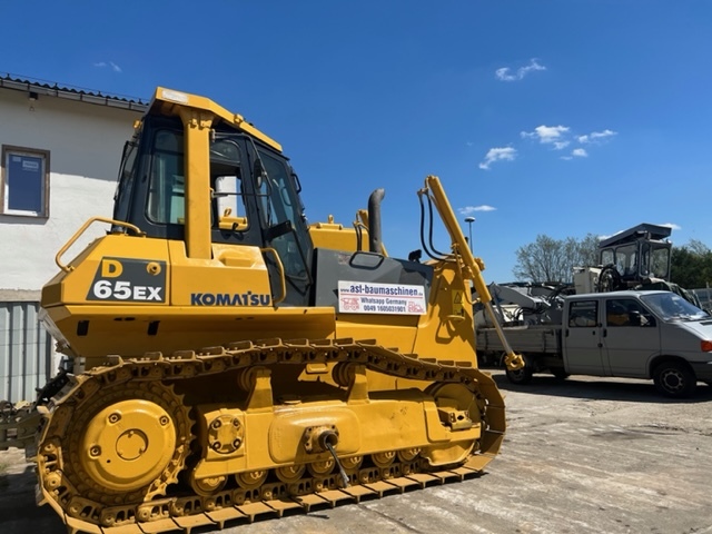 KOMATSU D65EX12 mit Ripperventil - Bulldozer: picture 2 KOMATSU D65EX12 mit Ripperventil - Bulldozer: picture 2