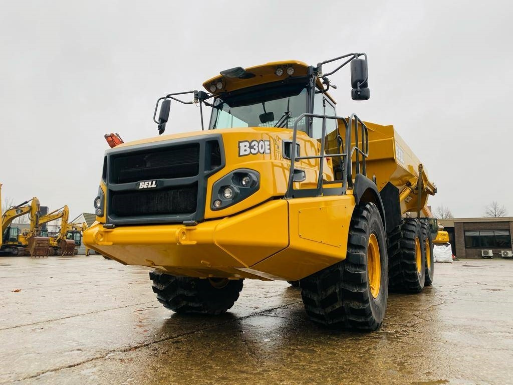 Bell B 30 E - Articulated dump truck: picture 1 Bell B 30 E - Articulated dump truck: picture 1