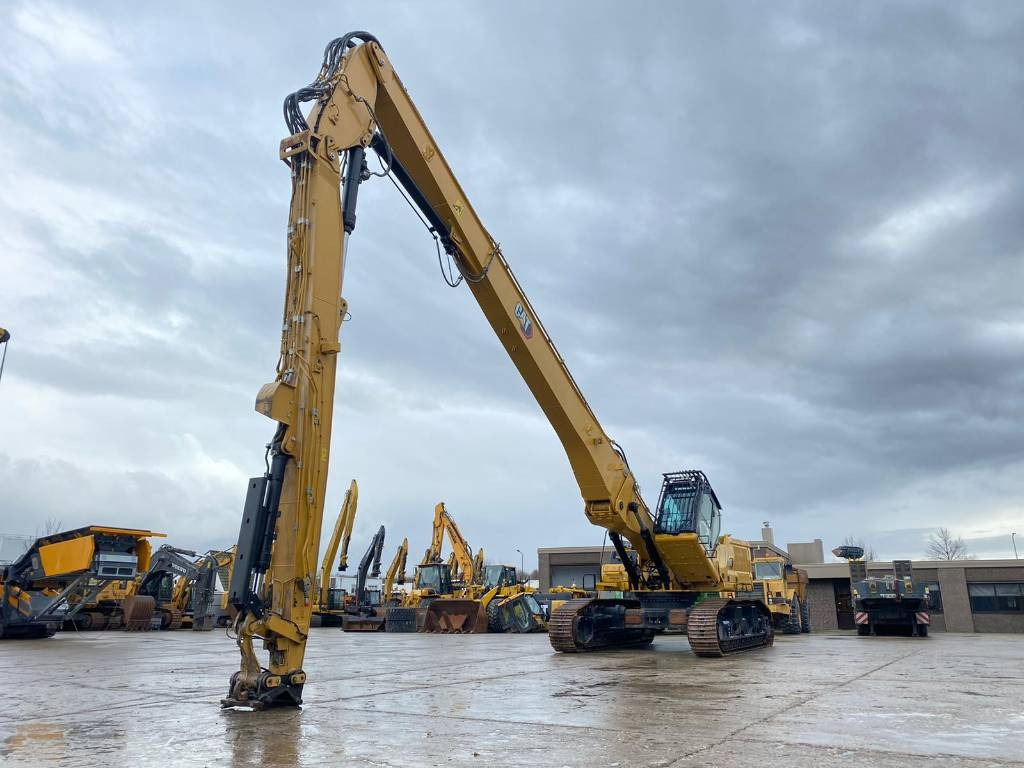 CAT 340uhd - Demolition excavator: picture 1 CAT 340uhd - Demolition excavator: picture 1