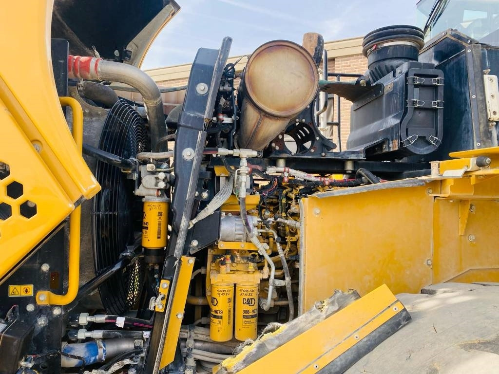 Wheel loader CAT 966k xe: picture 8