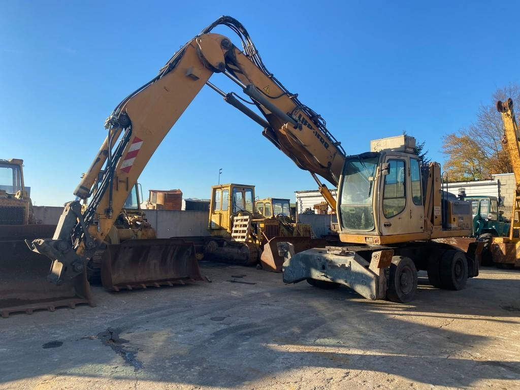 Liebherr A 904 C Litronic - Material handler: picture 3 Liebherr A 904 C Litronic - Material handler: picture 3