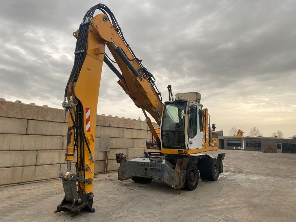 Liebherr A 904 C Litronic - Material handler: picture 4 Liebherr A 904 C Litronic - Material handler: picture 4