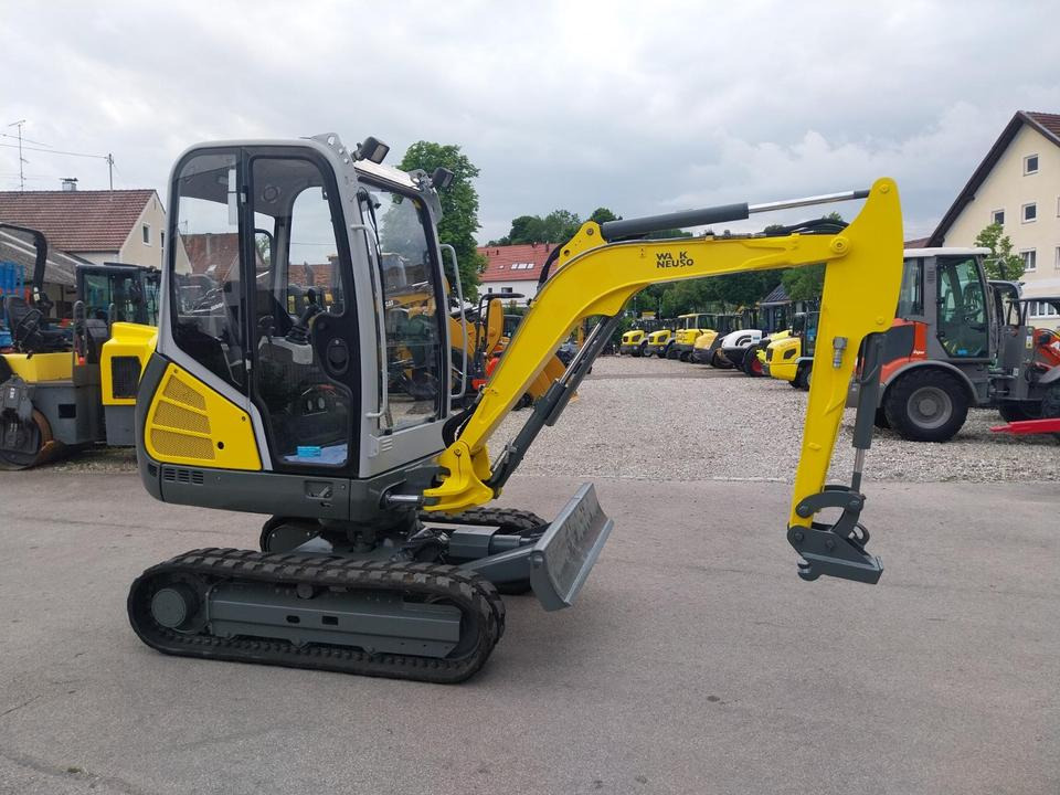 Minibagger Neuson Wacker ET 24 VDS Bagger Kettenbagger - Mini excavator: picture 3 Minibagger Neuson Wacker ET 24 VDS Bagger Kettenbagger - Mini excavator: picture 3