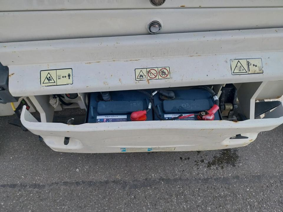 Scherenbühne JLG 3246 Arbeitsbühne Hebebühne Elektro - Scissor lift: picture 5 Scherenbühne JLG 3246 Arbeitsbühne Hebebühne Elektro - Scissor lift: picture 5