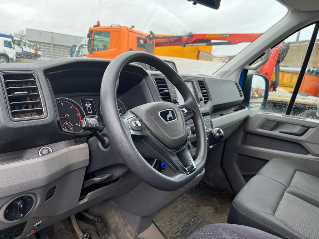 MAN MAN TG-E Pritsche Heckkran 6.120 Funk - Open body delivery van: picture 5 MAN MAN TG-E Pritsche Heckkran 6.120 Funk - Open body delivery van: picture 5