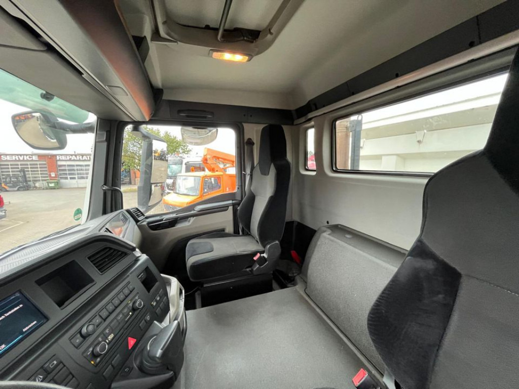 MAN TG-S 37.470 8x4 4-Achs Kipper Meiller Bordmatik - Tipper: picture 4 MAN TG-S 37.470 8x4 4-Achs Kipper Meiller Bordmatik - Tipper: picture 4