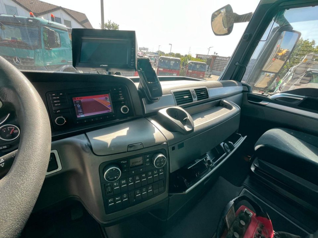 MAN TG-X 26.400 6x2 Pritsche Heckkran Palfinger 34002 - Dropside/ Flatbed truck, Crane truck: picture 3 MAN TG-X 26.400 6x2 Pritsche Heckkran Palfinger 34002 - Dropside/ Flatbed truck, Crane truck: picture 3