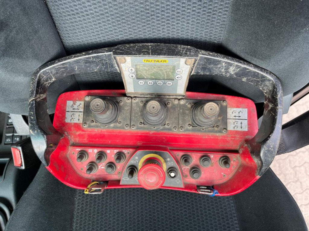 MAN TG-X 26.400 6x2 Pritsche Heckkran Palfinger PK 34002 - Dropside/ Flatbed truck, Crane truck: picture 4 MAN TG-X 26.400 6x2 Pritsche Heckkran Palfinger PK 34002 - Dropside/ Flatbed truck, Crane truck: picture 4