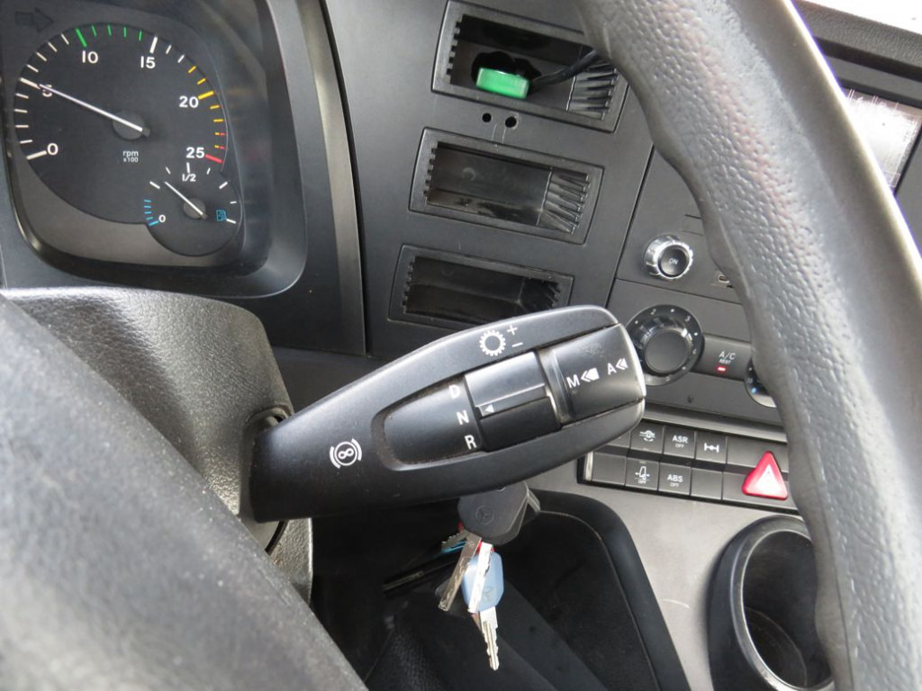 MERCEDES-BENZ Actros 1840 K 4x2 Absetzkipper Euro 6 - Skip loader truck: picture 2 MERCEDES-BENZ Actros 1840 K 4x2 Absetzkipper Euro 6 - Skip loader truck: picture 2