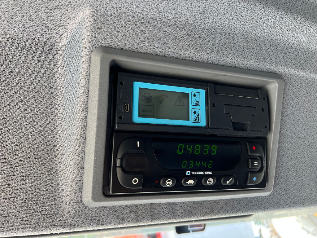 MERCEDES-BENZ Atego 1224 L Kühlkoffer LBW Tiefkühler 6,2m LBW - Refrigerated truck: picture 2 MERCEDES-BENZ Atego 1224 L Kühlkoffer LBW Tiefkühler 6,2m LBW - Refrigerated truck: picture 2