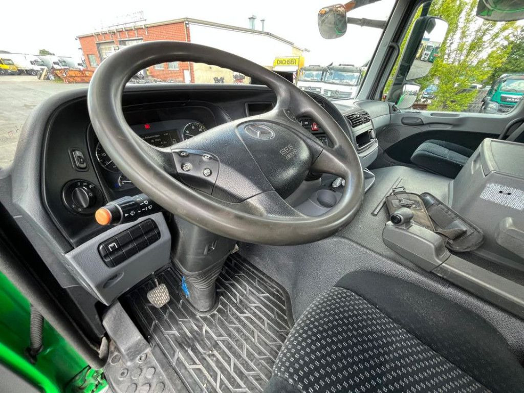 Mercedes-Benz Actros 2641 6x4 Betonpumpe Schwing S 36 X nur 2 - Concrete pump truck: picture 5 Mercedes-Benz Actros 2641 6x4 Betonpumpe Schwing S 36 X nur 2 - Concrete pump truck: picture 5