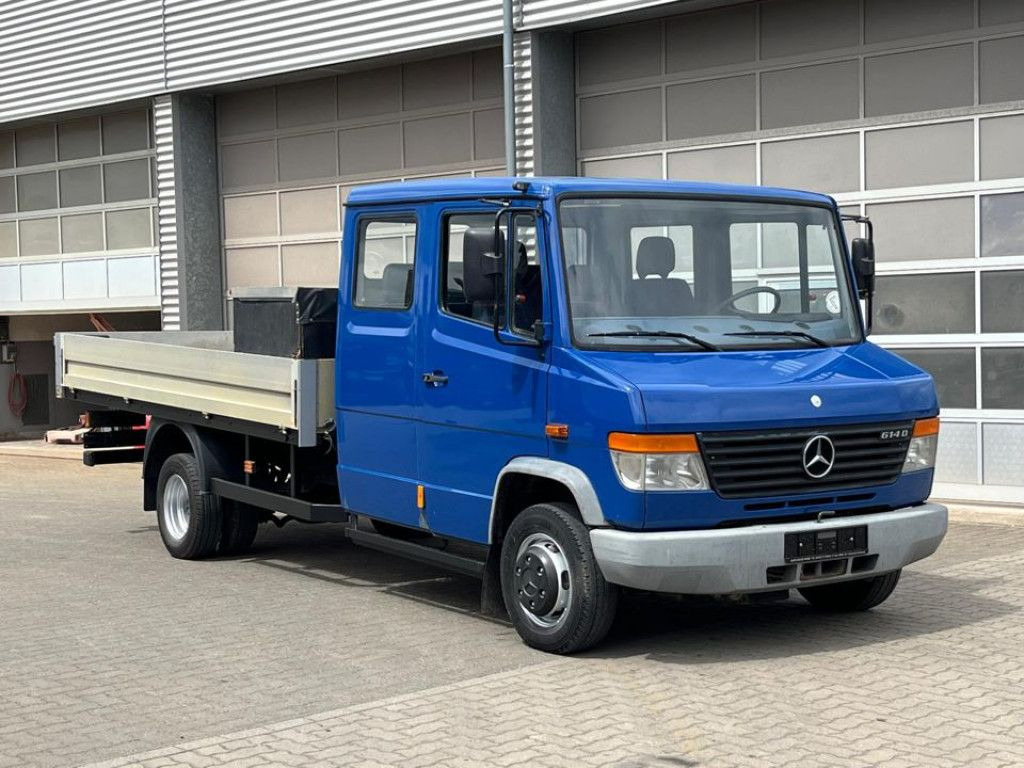 Mercedes-Benz Vario 614 D Pritsche Doppelkabine LKW Motor 4.3 - Open body delivery van, Crew cab van: picture 2 Mercedes-Benz Vario 614 D Pritsche Doppelkabine LKW Motor 4.3 - Open body delivery van, Crew cab van: picture 2