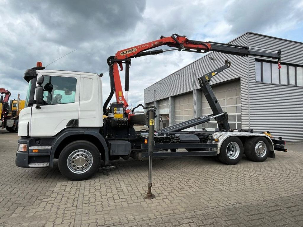 Scania P 360 6x2 Abrollkipper mit Kran Lift/Lenkachse Scania P 360 6x2 Abrollkipper mit Kran Lift/Lenkachse - Hook lift truck, Crane truck: picture 3 Scania P 360 6x2 Abrollkipper mit Kran Lift/Lenkachse Scania P 360 6x2 Abrollkipper mit Kran Lift/Lenkachse - Hook lift truck, Crane truck: picture 3