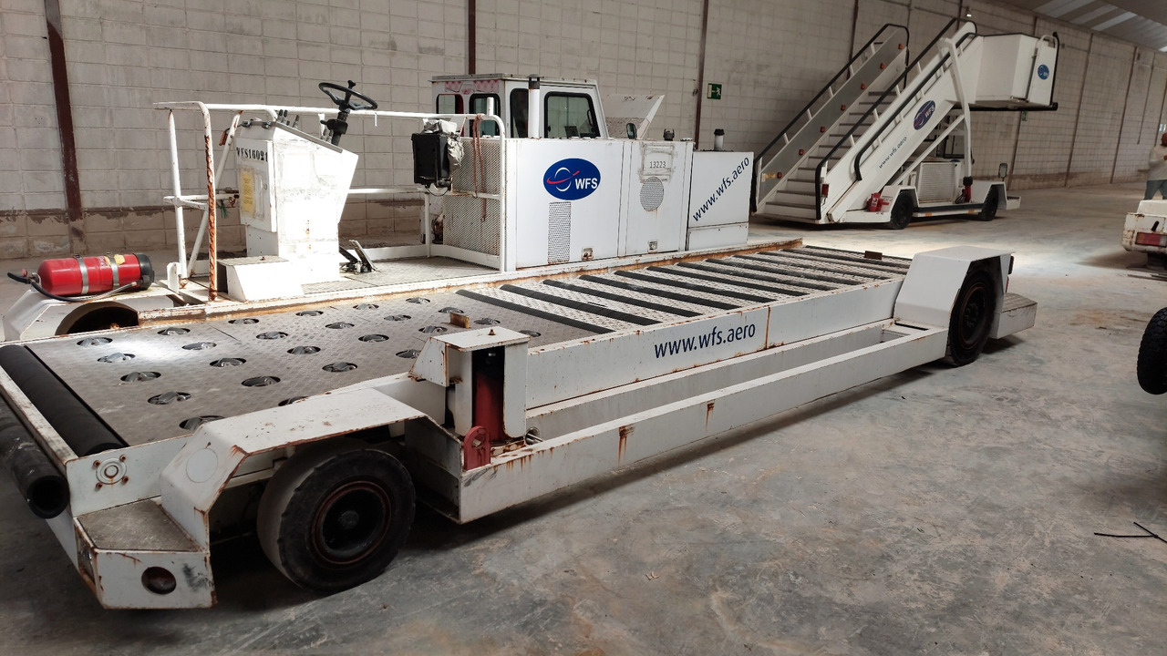 CLT-8 Speedloader FMC - Aircraft cargo loader: picture 4 CLT-8 Speedloader FMC - Aircraft cargo loader: picture 4