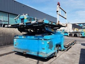 FMC Commander 15W Lower Deck Loader - Aircraft cargo loader: picture 1 FMC Commander 15W Lower Deck Loader - Aircraft cargo loader: picture 1