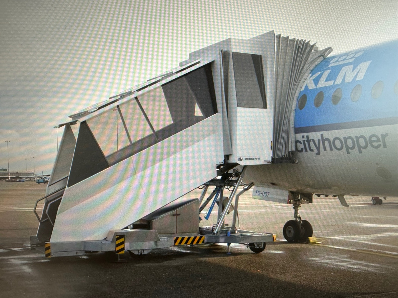 Passenger Stair SPS PTC-15 - Passenger stairs: picture 1 Passenger Stair SPS PTC-15 - Passenger stairs: picture 1