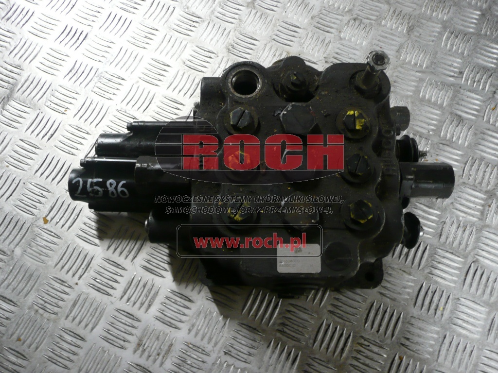 JCB H09A280 25/624000 6600C10 - 2 SEKCYJNY - Hydraulic valve: picture 1 JCB H09A280 25/624000 6600C10 - 2 SEKCYJNY - Hydraulic valve: picture 1