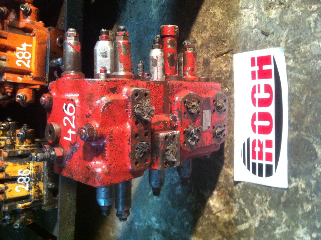 MARREL HYDRO FDG3H19A 766665 T17436 70 - 3 sekcyjny - Hydraulic valve for Construction machinery: picture 1 MARREL HYDRO FDG3H19A 766665 T17436 70 - 3 sekcyjny - Hydraulic valve for Construction machinery: picture 1