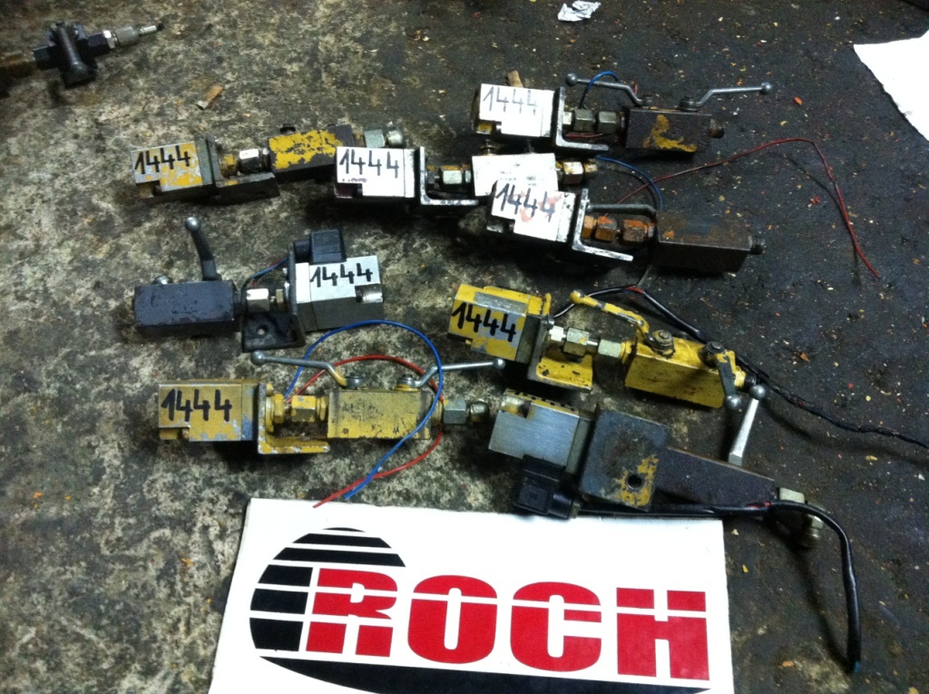 SIEGENER FEINMECHANIK 6.1/640/1/2 - 1 SEKCYJNY+  DN4S ST/POM/N - Hydraulic valve for Construction machinery: picture 1 SIEGENER FEINMECHANIK 6.1/640/1/2 - 1 SEKCYJNY+  DN4S ST/POM/N - Hydraulic valve for Construction machinery: picture 1