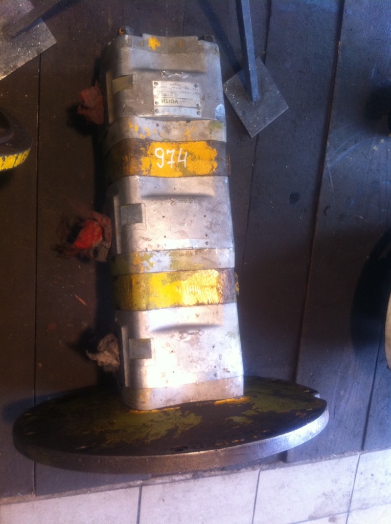 VOITH HK5/5/5-50/50/40190151570 + 151571 + 151572 - Hydraulic pump for Construction machinery: picture 1 VOITH HK5/5/5-50/50/40190151570 + 151571 + 151572 - Hydraulic pump for Construction machinery: picture 1