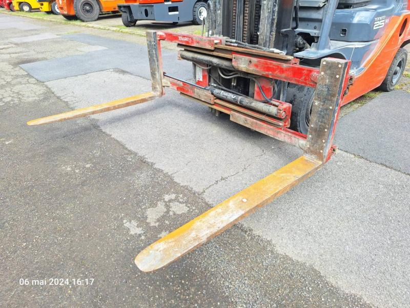 Bolzoni TDL Positionneur H22A2F32171BC02X - Forks for Material handling equipment: picture 3 Bolzoni TDL Positionneur H22A2F32171BC02X - Forks for Material handling equipment: picture 3