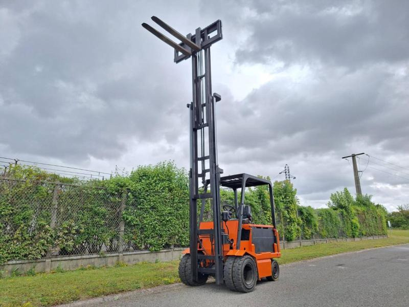 Carer R45N5 - Electric forklift: picture 5 Carer R45N5 - Electric forklift: picture 5