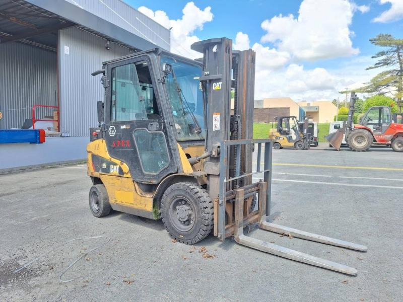 Caterpillar DP25NT - Diesel forklift: picture 2 Caterpillar DP25NT - Diesel forklift: picture 2