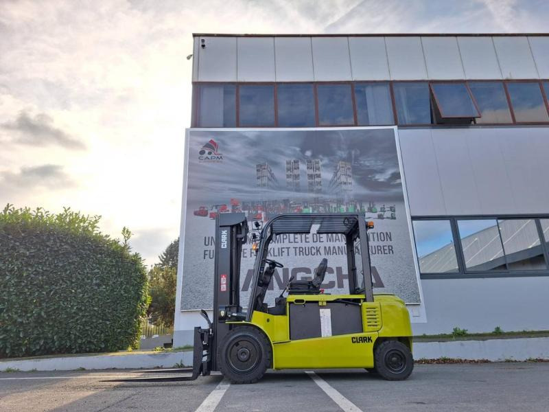 Clark GEX40 - Electric forklift: picture 3 Clark GEX40 - Electric forklift: picture 3
