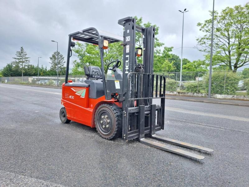 Heli CPD30 - Electric forklift: picture 1 Heli CPD30 - Electric forklift: picture 1