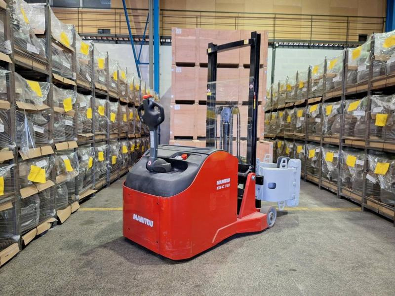 Manitou ES-C 713 SVC 17.V.315 - Stacker: picture 4 Manitou ES-C 713 SVC 17.V.315 - Stacker: picture 4