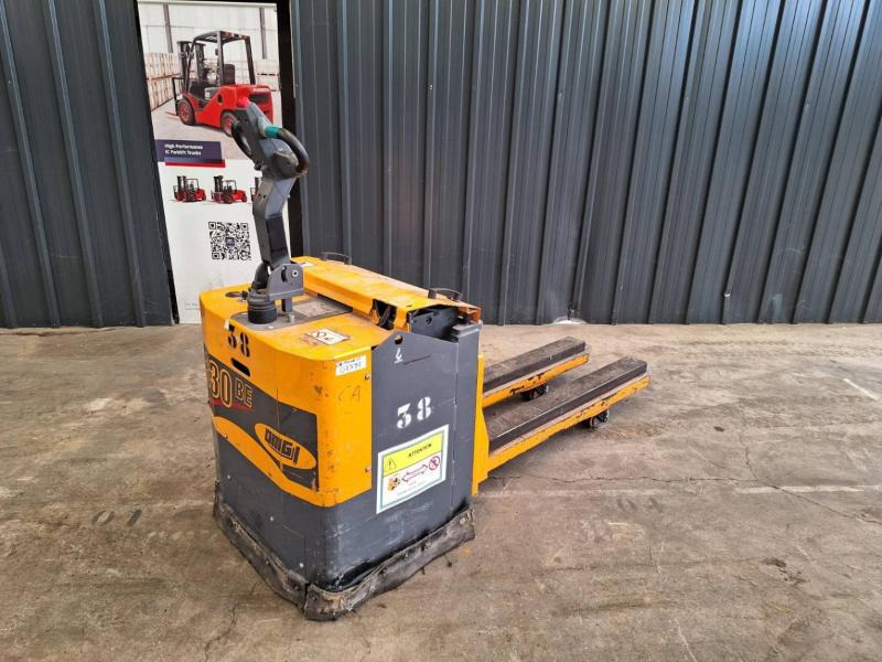 OMG 330BE - Pallet truck: picture 3 OMG 330BE - Pallet truck: picture 3